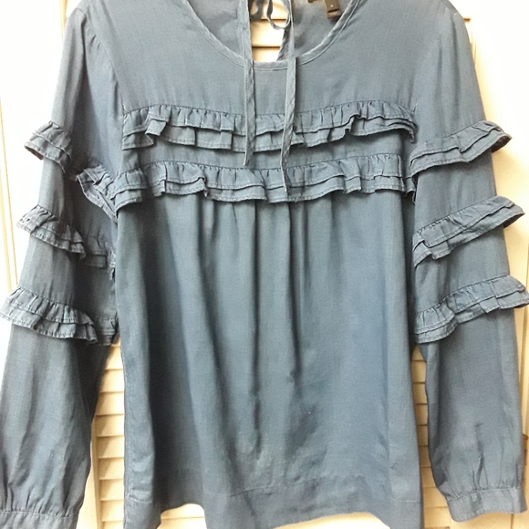 J Crew Ruffle Chambray Tiered Peasant Top BluBoho - Picture 11 of 12